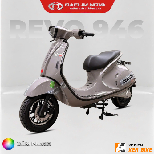 Xe máy điện Revo 946 màu đen mờ