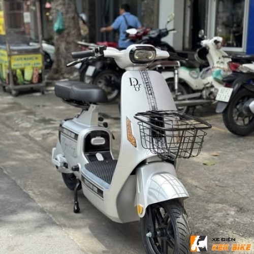 Xe Điện V1 Plus Platinum 