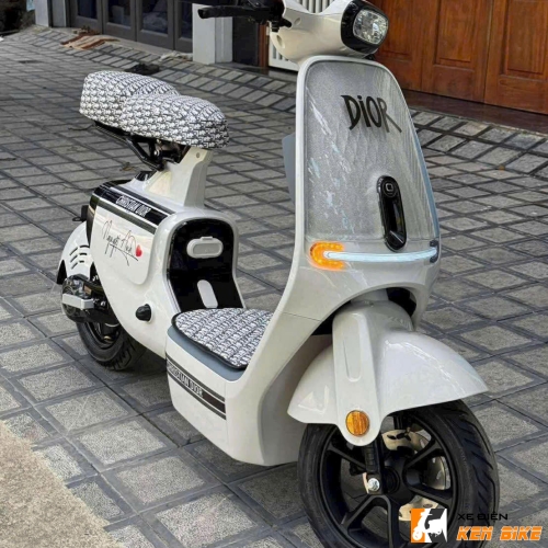 Xe Điện QJtec VC pro 2025 màu trắng